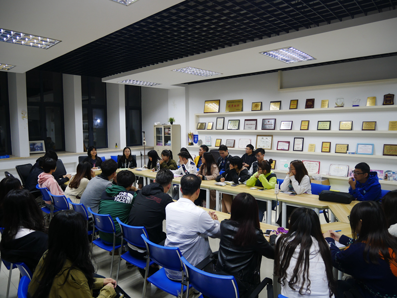 志愿者工作培训会