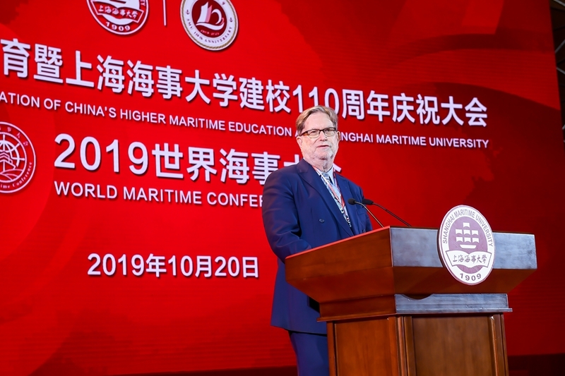 诺贝尔物理学奖获得者、加州大学伯克利分校教授 George Fitzgerald Smoot III（乔治•斯穆特）致辞