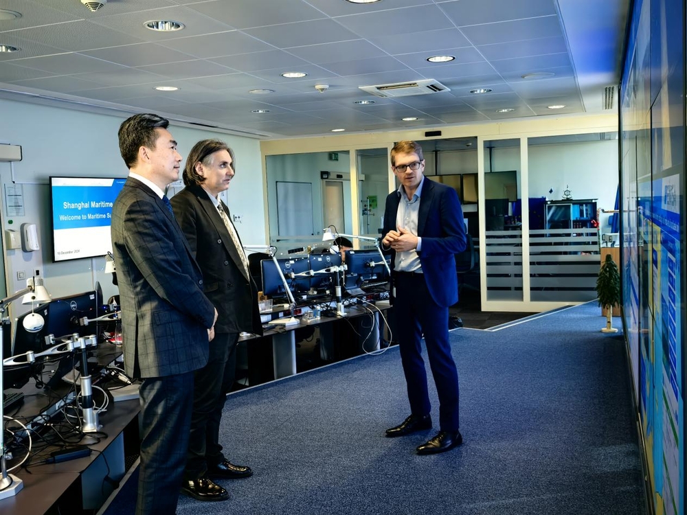 参观欧洲海事安全局海上交通监控系统