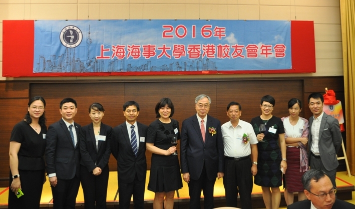 香港各界社会团体代表合影