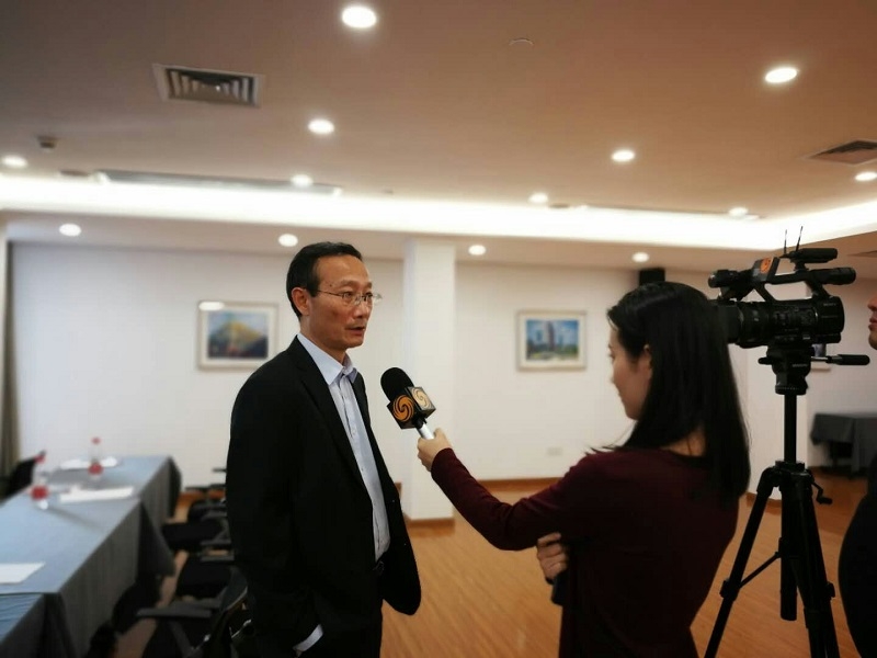 黄有方校长接受香港凤凰卫视采访