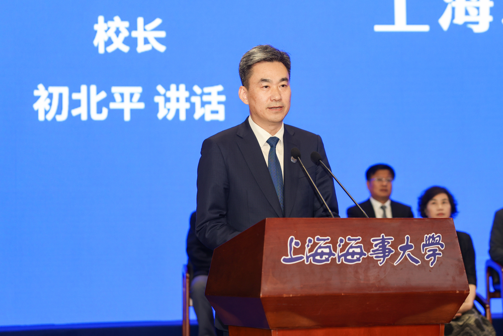 初北平校长讲话