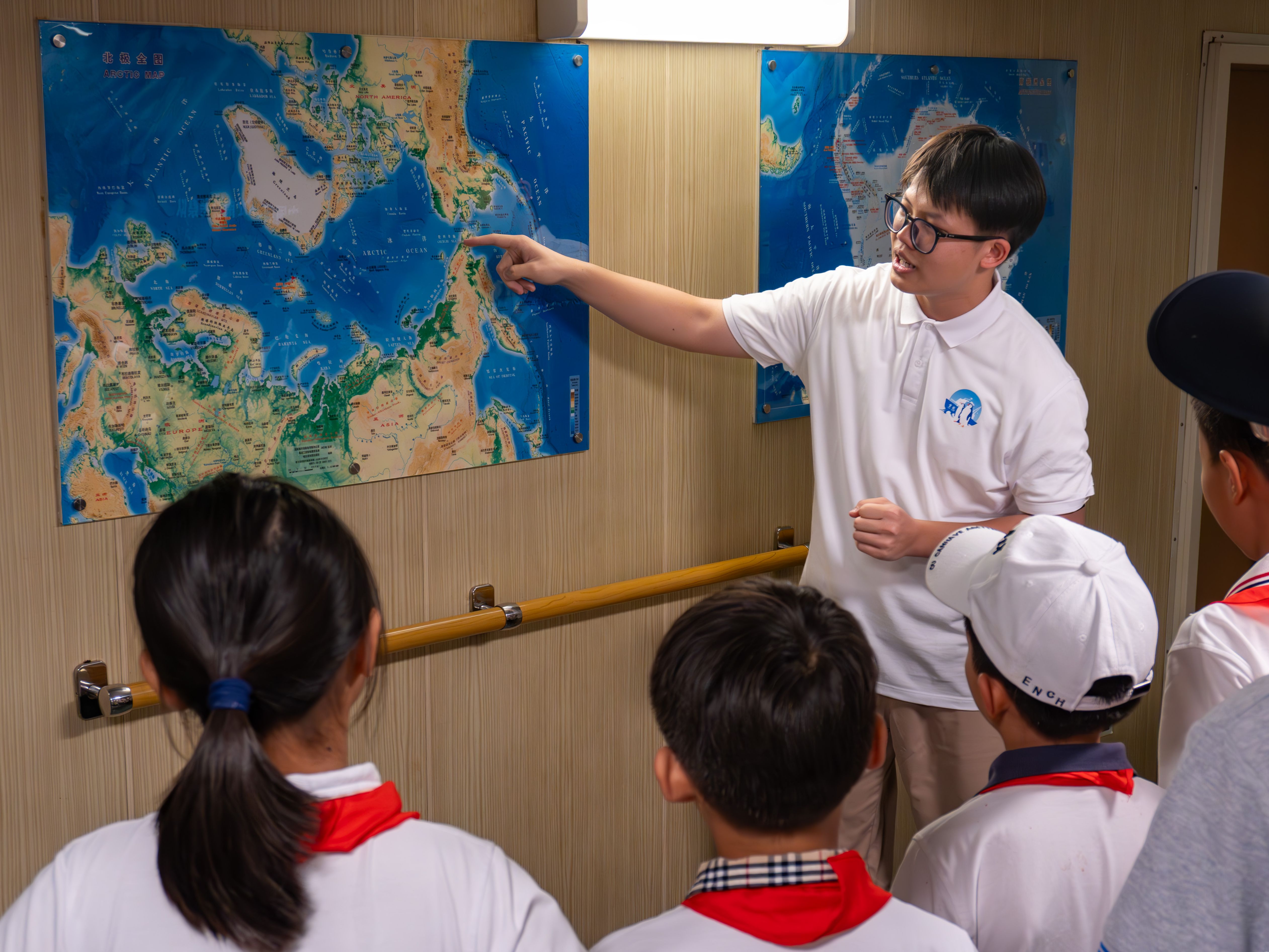 社会实践团队开展航运文化科普