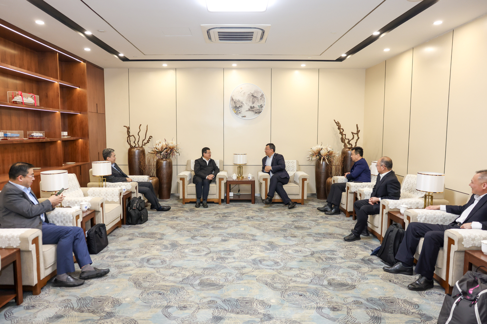 宋宝儒、初北平会见李奉利一行