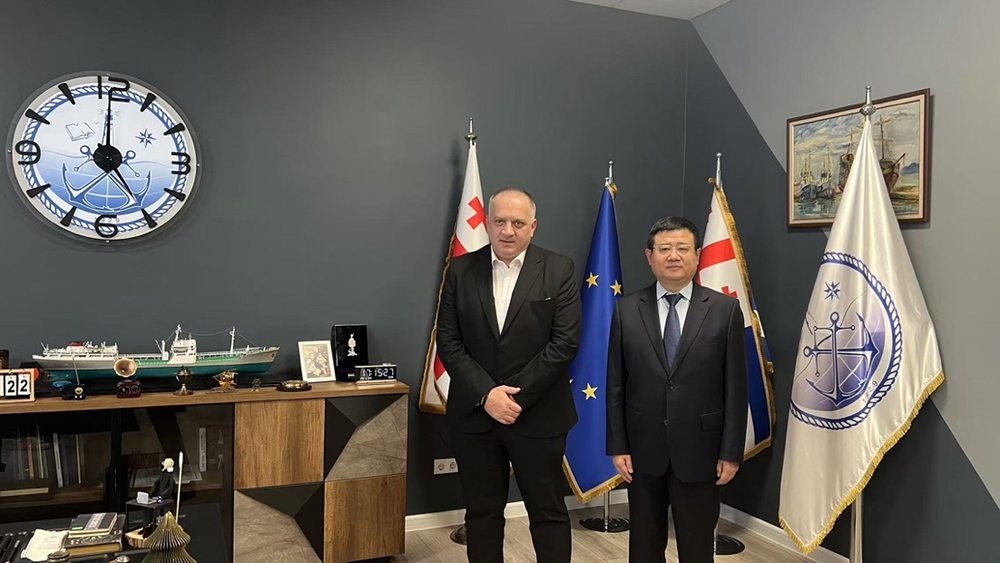 会见格鲁吉亚巴统国立海事大学舒塔•科卡巴泽（SHOTA kakabadze）副校长