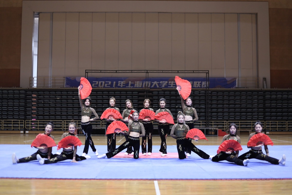 比赛现场-自选轻器械健身操