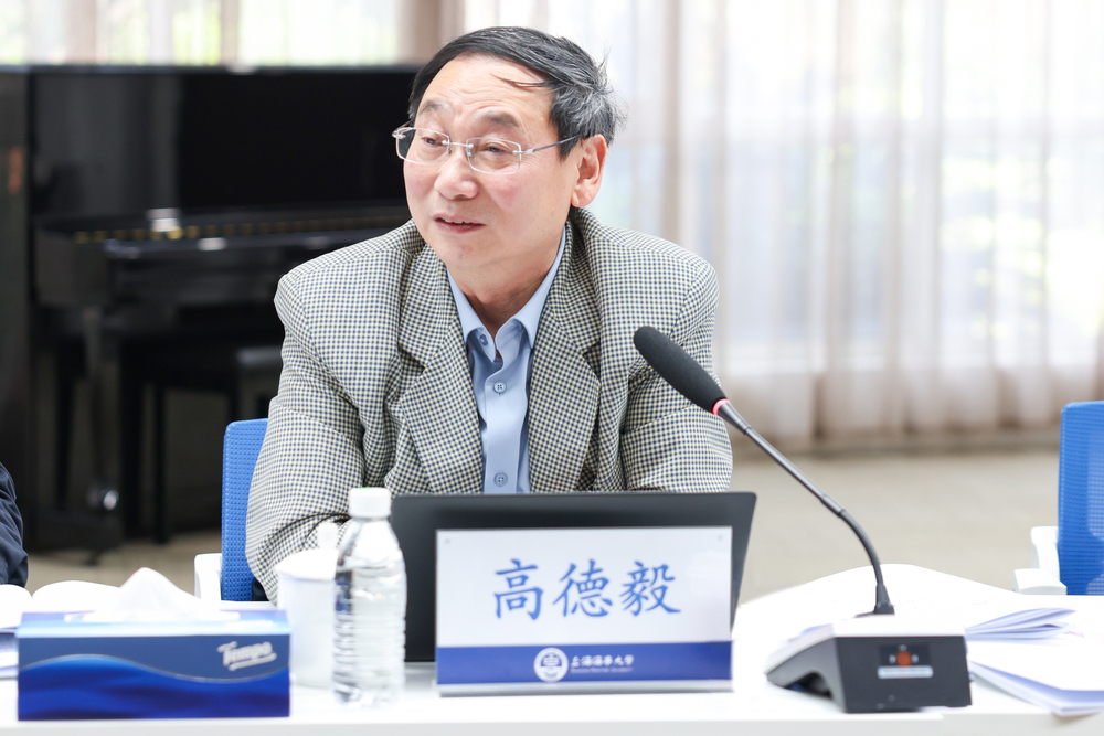 市教育系统关工委执行主任高德毅讲话