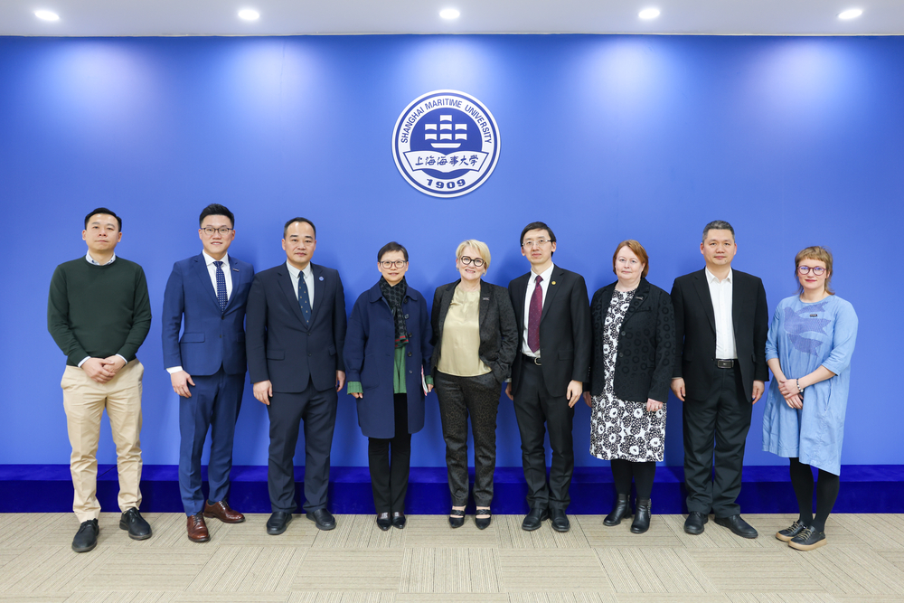 两校参加签约仪式人员合影