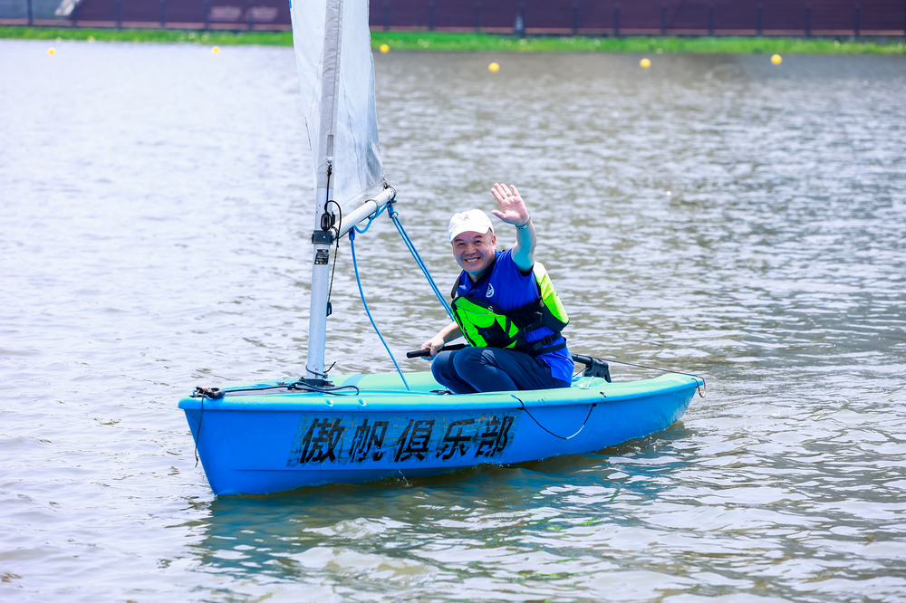 校友体验帆船