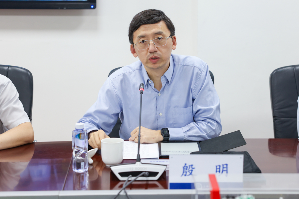 殷明副校长致辞