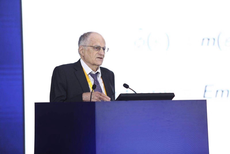  2011年诺贝尔经济学奖获得者托马斯·萨金特发表演讲