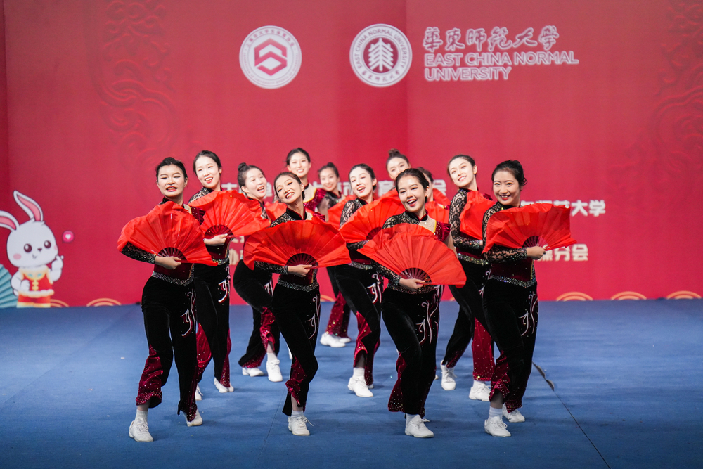 轻器械操舞自选动作第一名