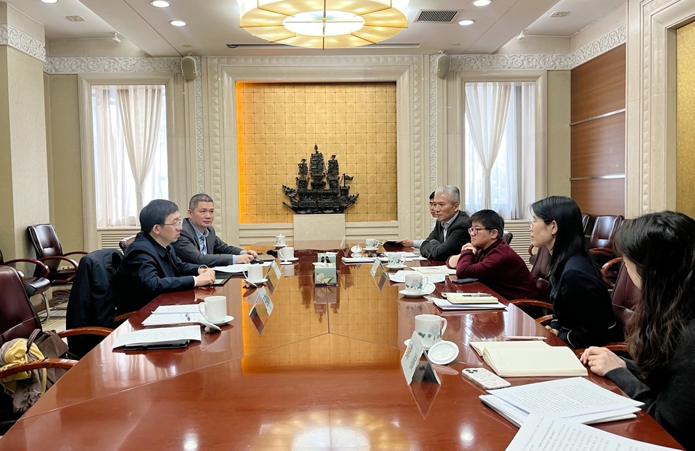  与交通运输部国际合作司交流座谈