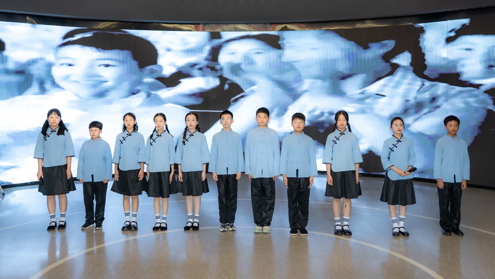 上海市浦东新区泥城小学合唱表演